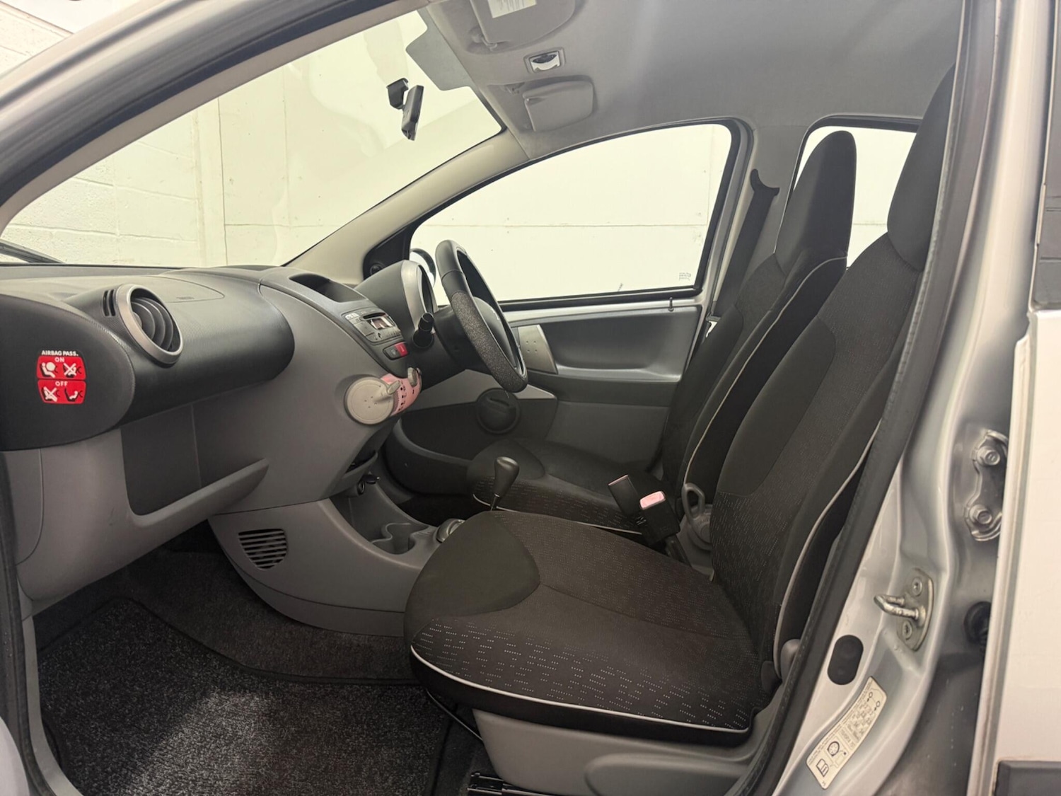 Used Peugeot 107 for sale - 76991410: Photo 34