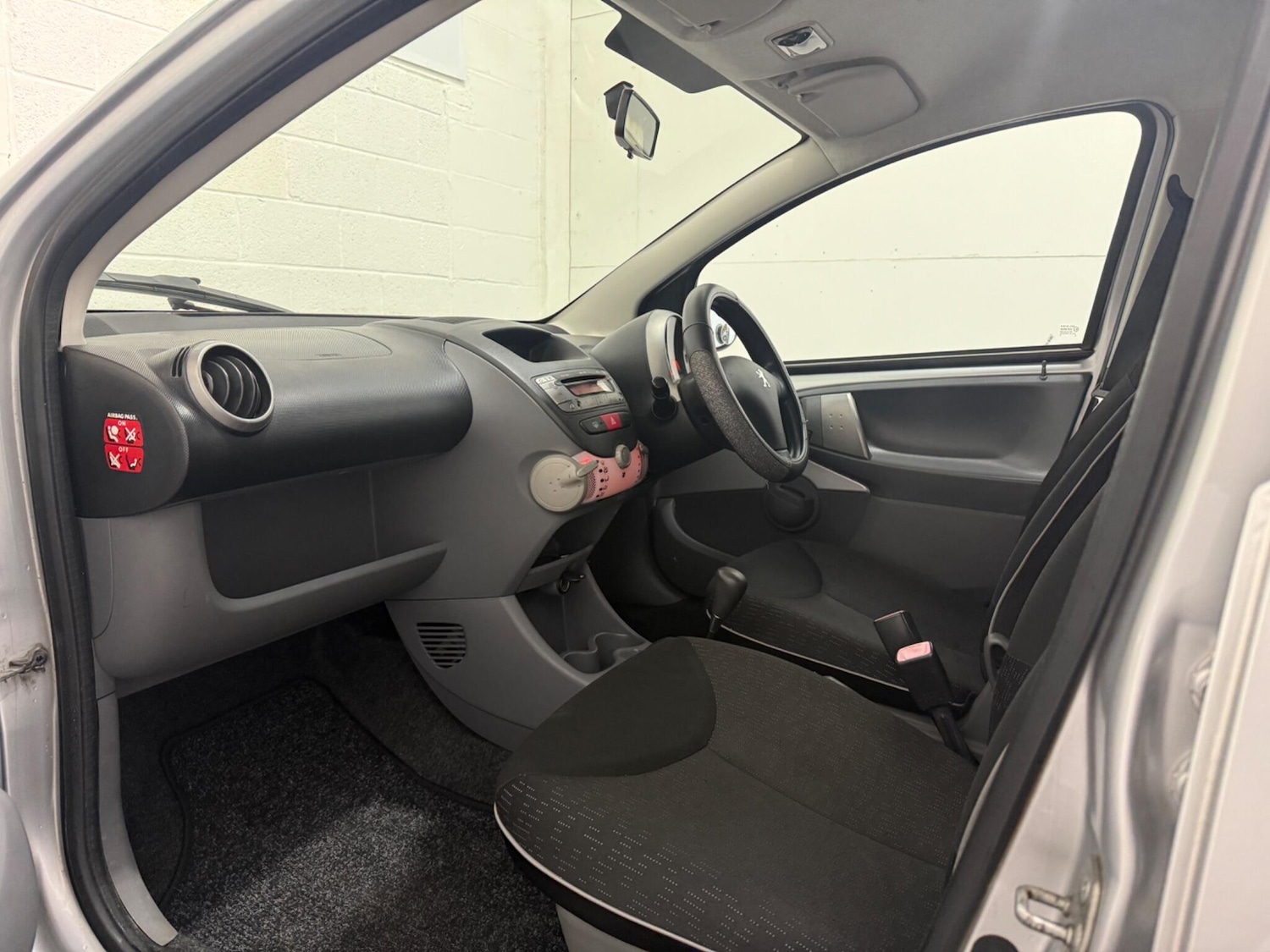 Used Peugeot 107 for sale - 76991410: Photo 36