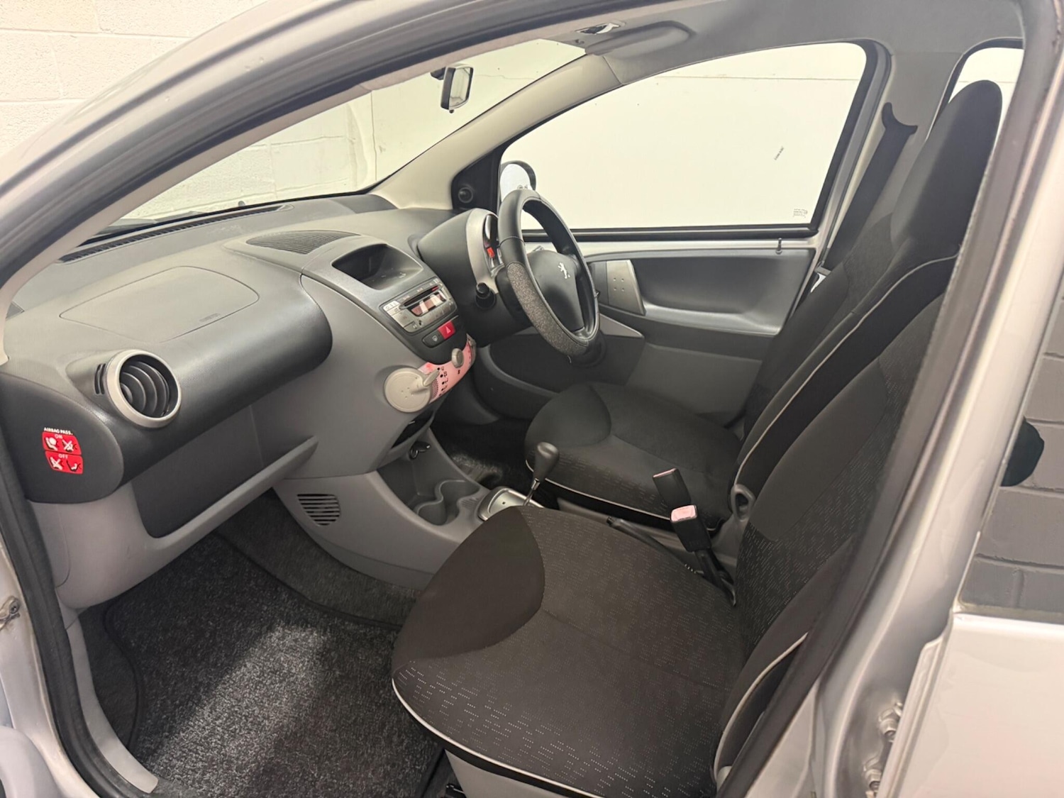 Used Peugeot 107 for sale - 76991410: Photo 44