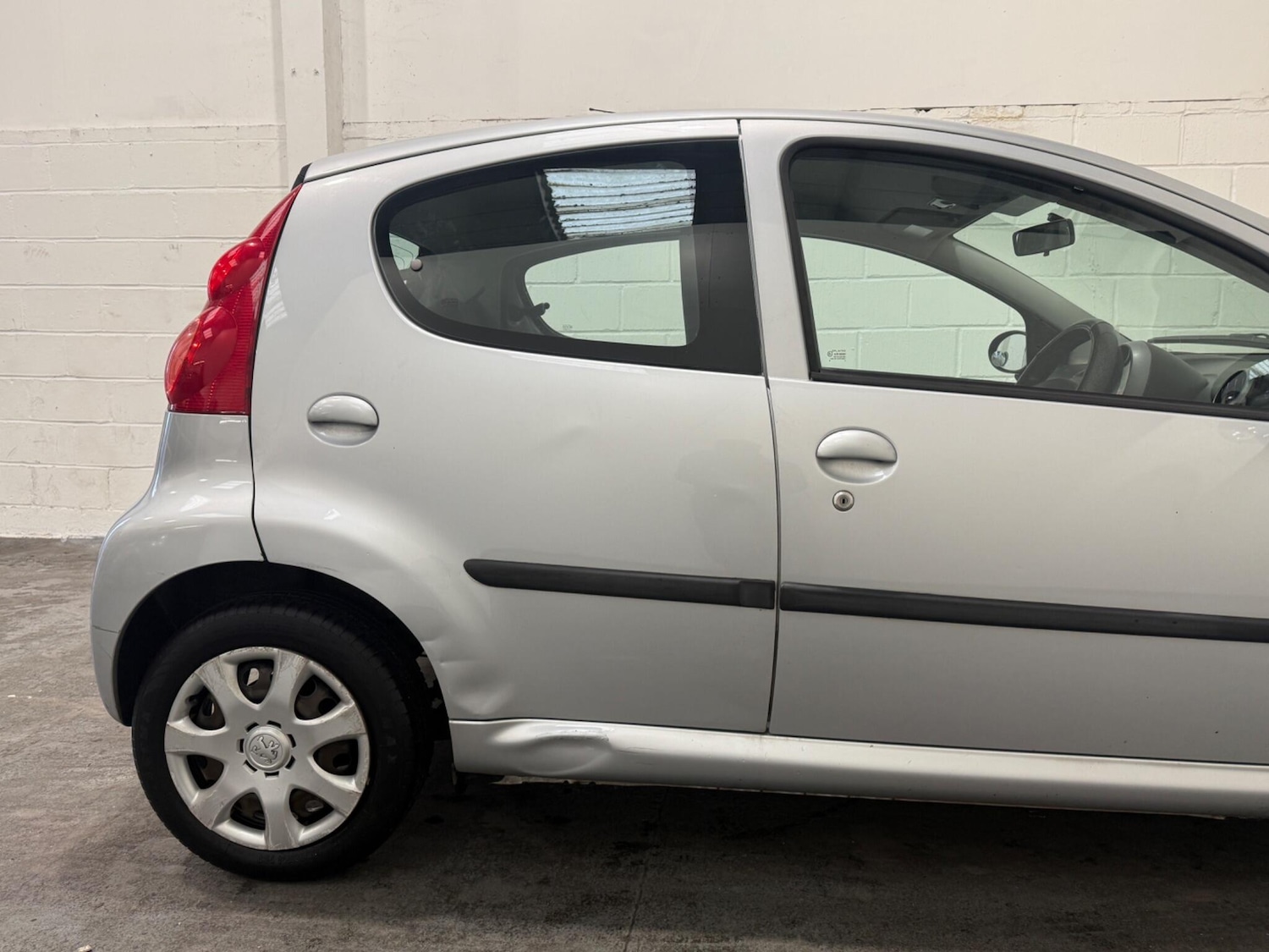 Used Peugeot 107 for sale - 76991410: Photo 8