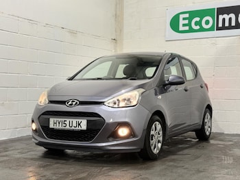 Used Hyundai i10 2015 for sale - 76592639: Photo