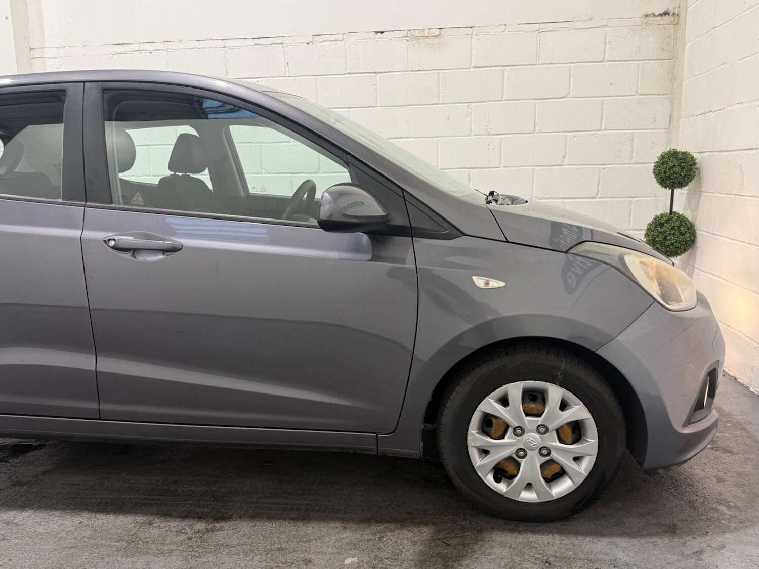 Used Hyundai i10 2015 for sale - 76592639: Photo 43