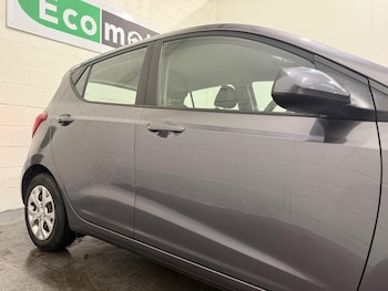 Used Hyundai i10 2015 for sale - 76592639: Photo