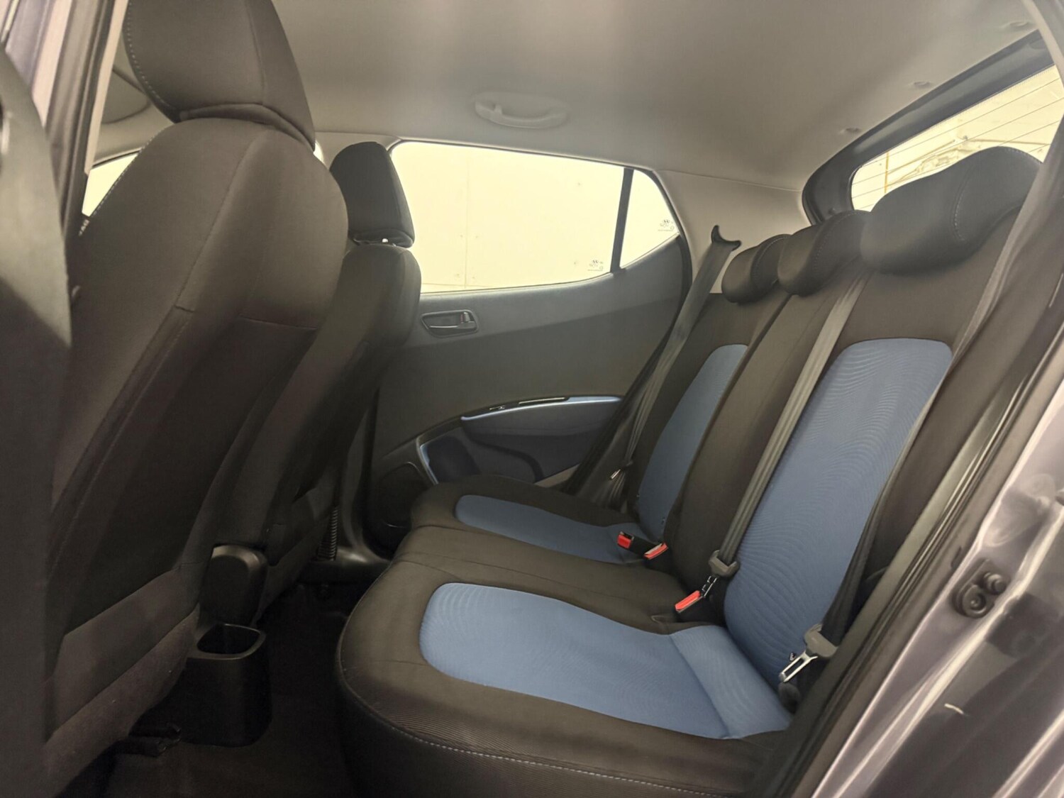 Used Hyundai i10 for sale - 78205502: Photo 25