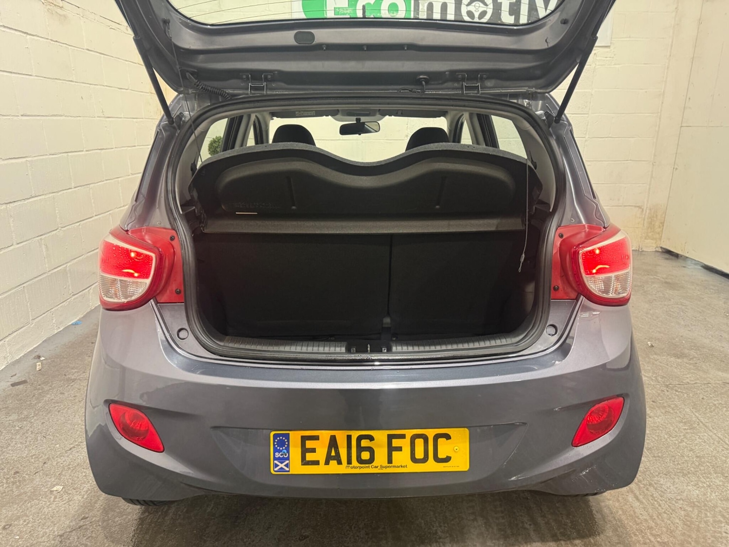 Used Hyundai i10 for sale - 78205502: Photo 33