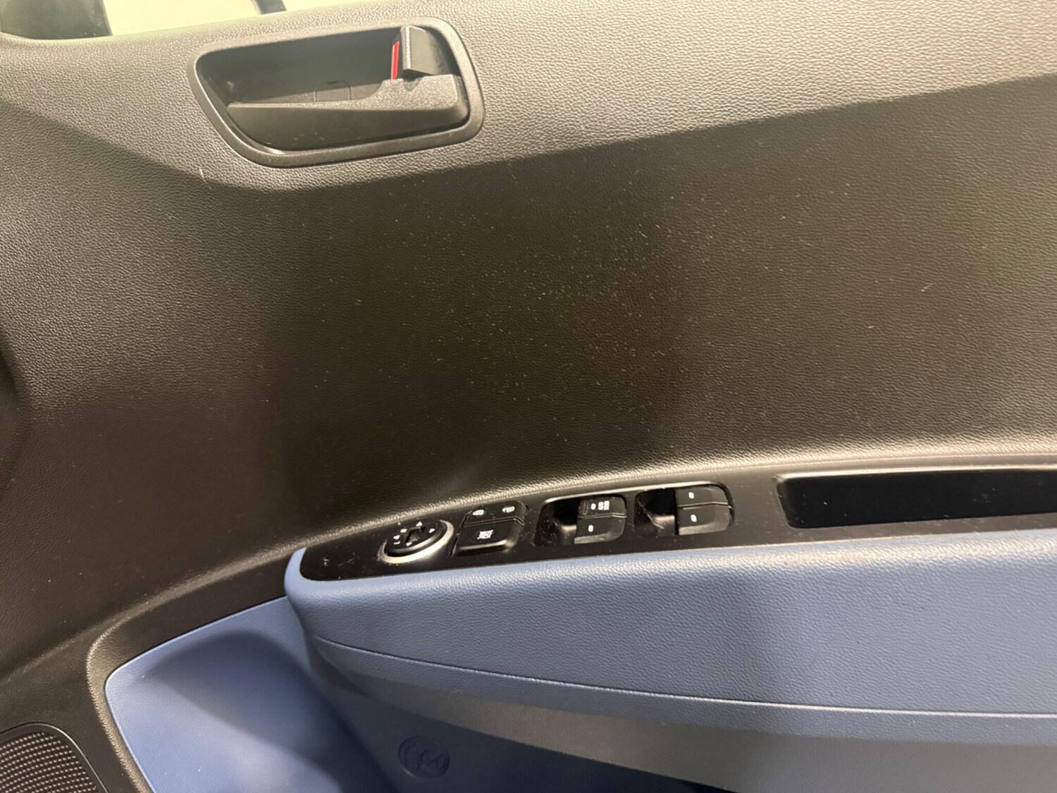 Used Hyundai i10 for sale - 78205502: Photo 47