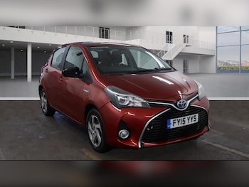 Used Toyota Yaris 2015 for sale - 77191779: Photo