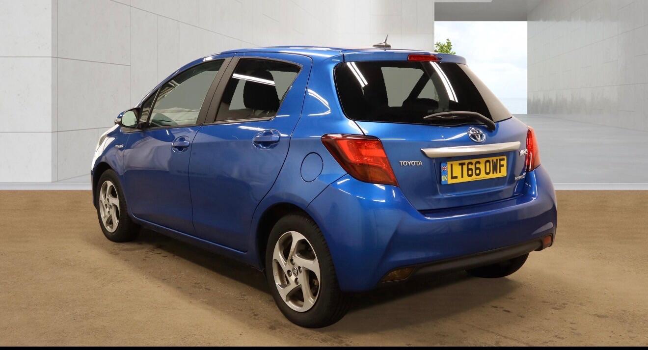 Used Toyota Yaris for sale - 78135996: Photo 3