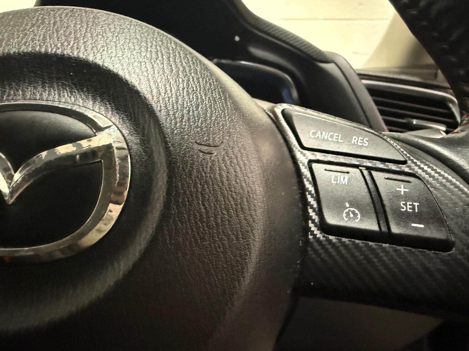 Used Mazda Mazda3 2015 for sale - 77723360: Photo 27