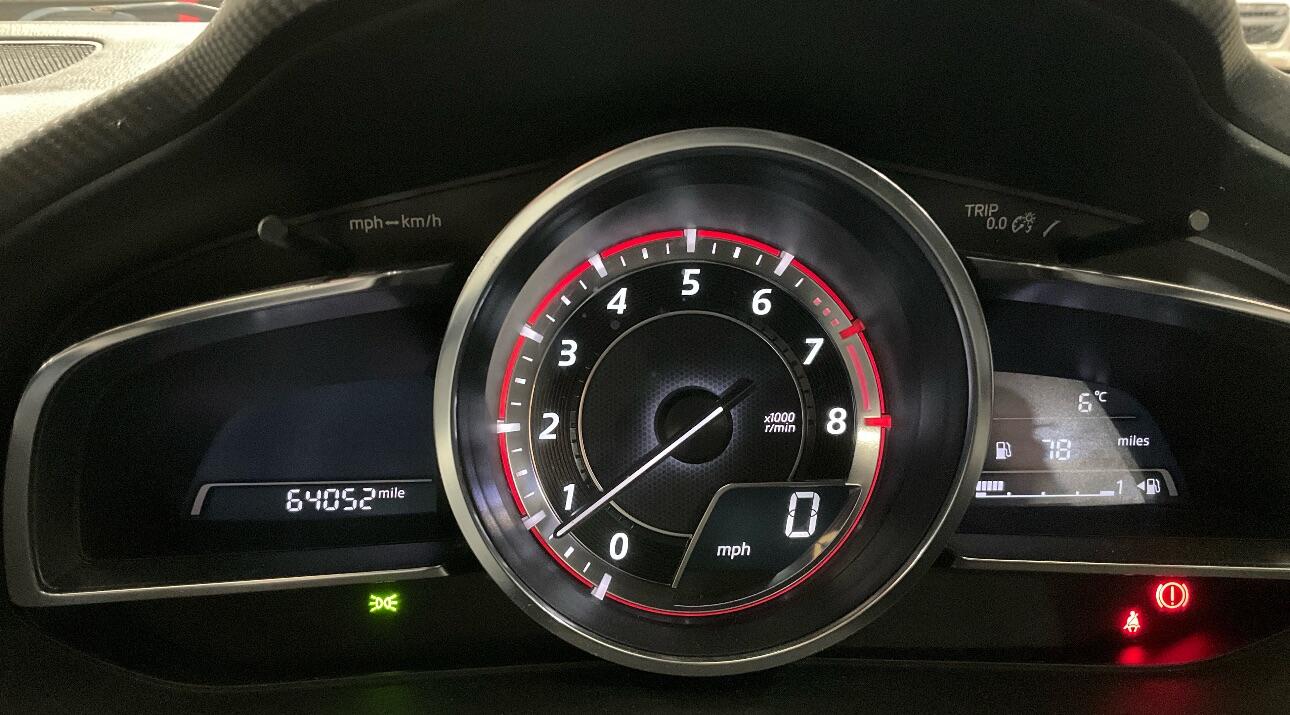 Used Mazda Mazda3 2015 for sale - 76866185: Photo 4