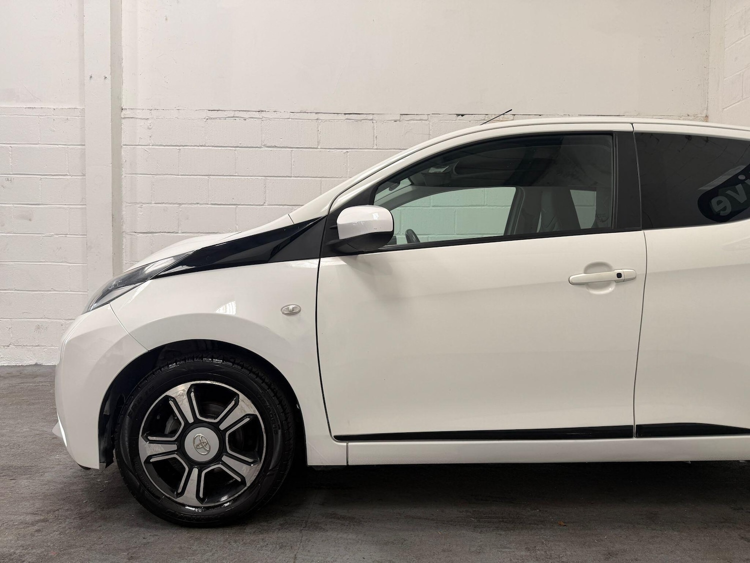 Used Toyota AYGO 2018 for sale - 77549885: Photo 10