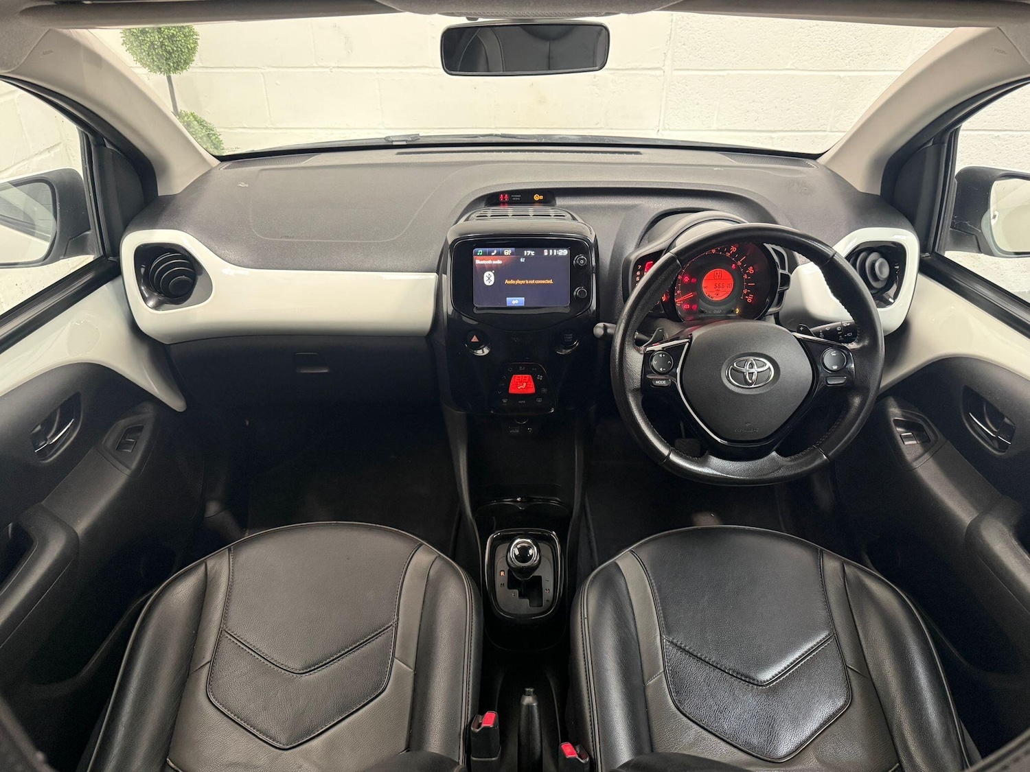 Used Toyota AYGO 2018 for sale - 77549885: Photo 37