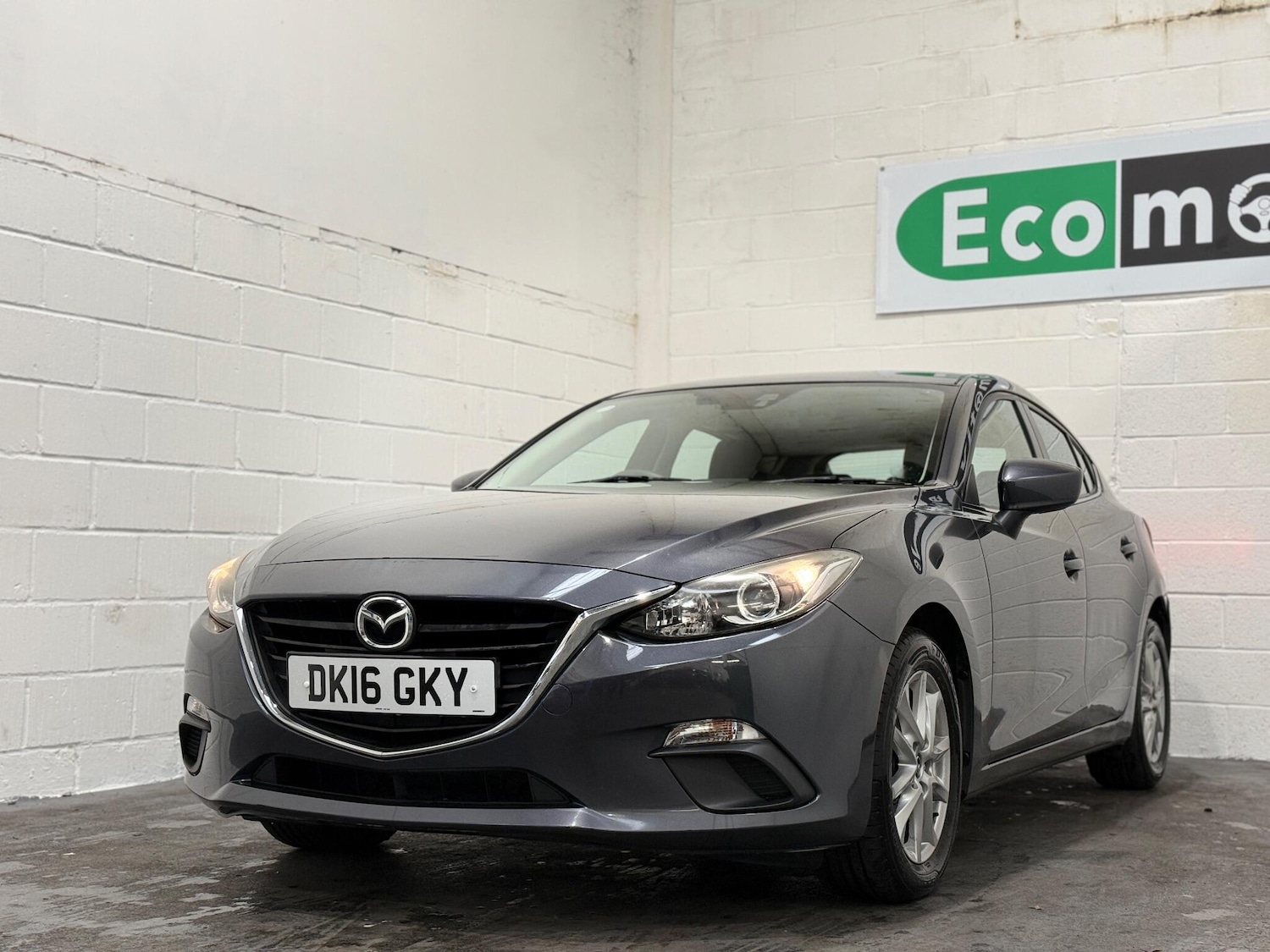 Used Mazda Mazda3 2016 for sale - 76457821: Photo 2