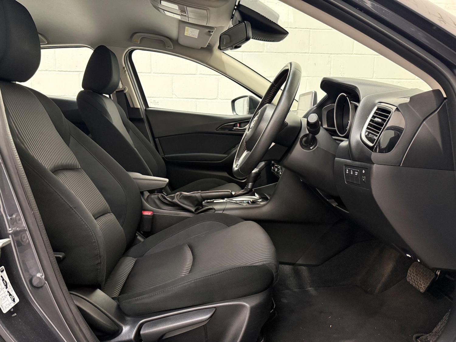 Used Mazda Mazda3 2016 for sale - 76457821: Photo 25