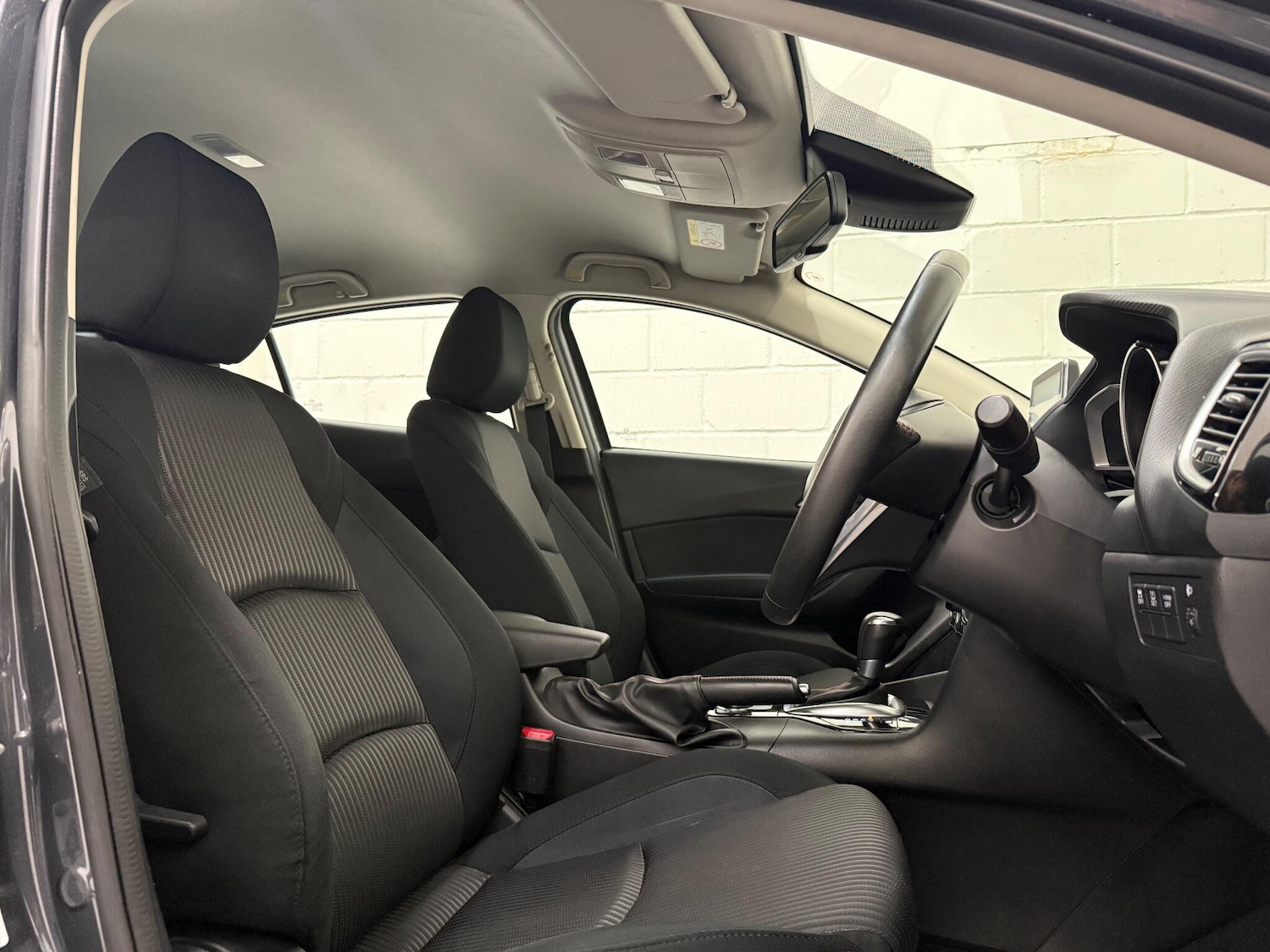 Used Mazda Mazda3 2016 for sale - 76457821: Photo 26