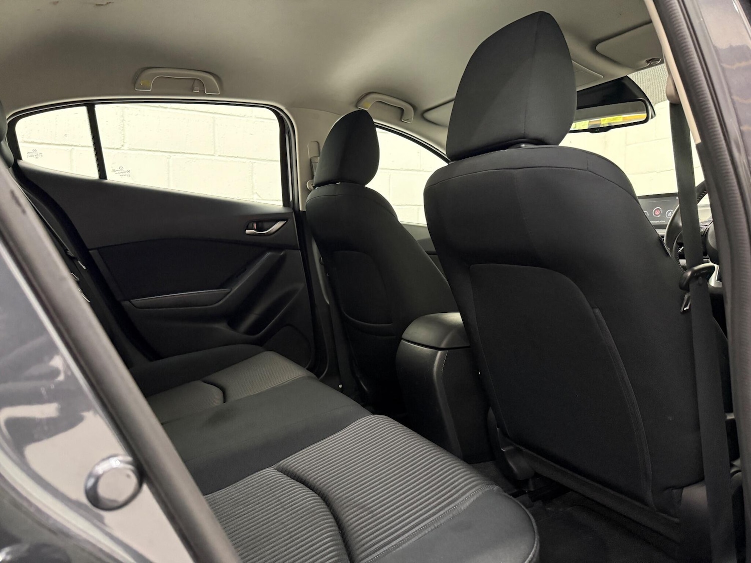 Used Mazda Mazda3 2016 for sale - 76457821: Photo 32