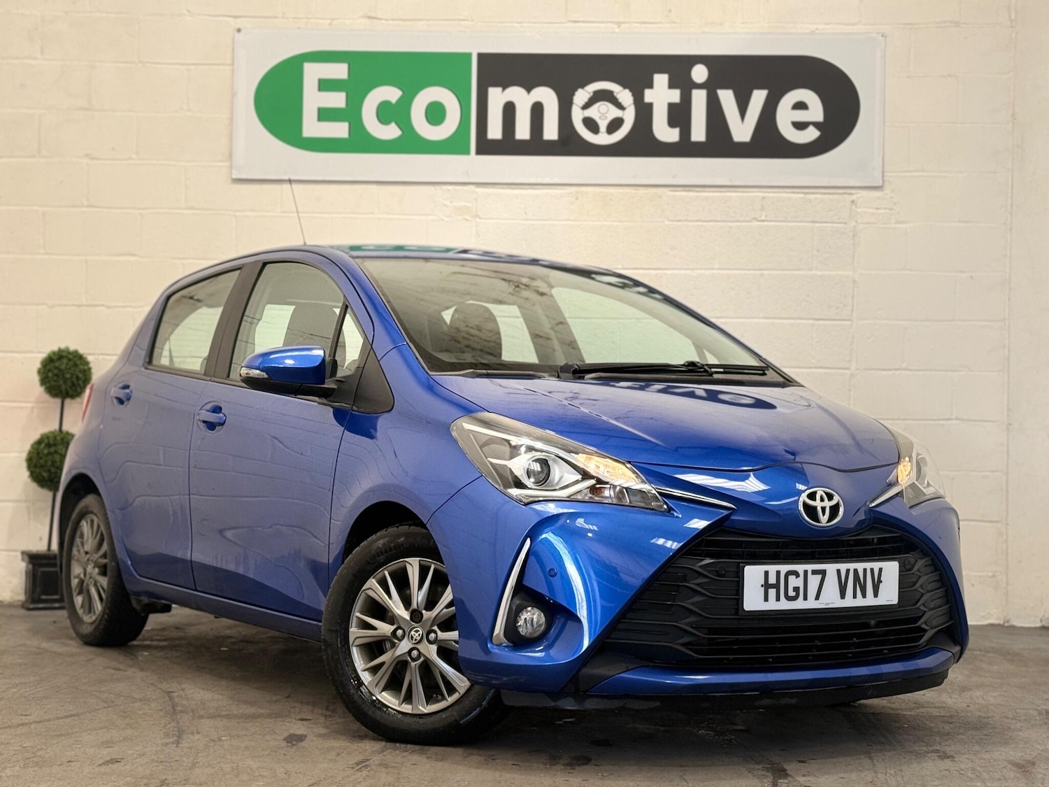Used Toyota Yaris 2017 for sale - 76657937: Photo 1