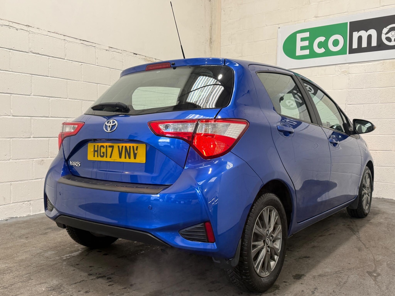 Used Toyota Yaris 2017 for sale - 76657937: Photo 13