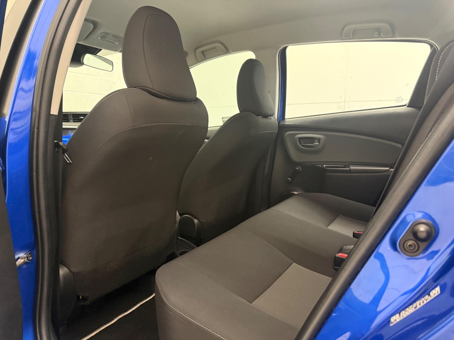 Used Toyota Yaris 2017 for sale - 76657937: Photo 22