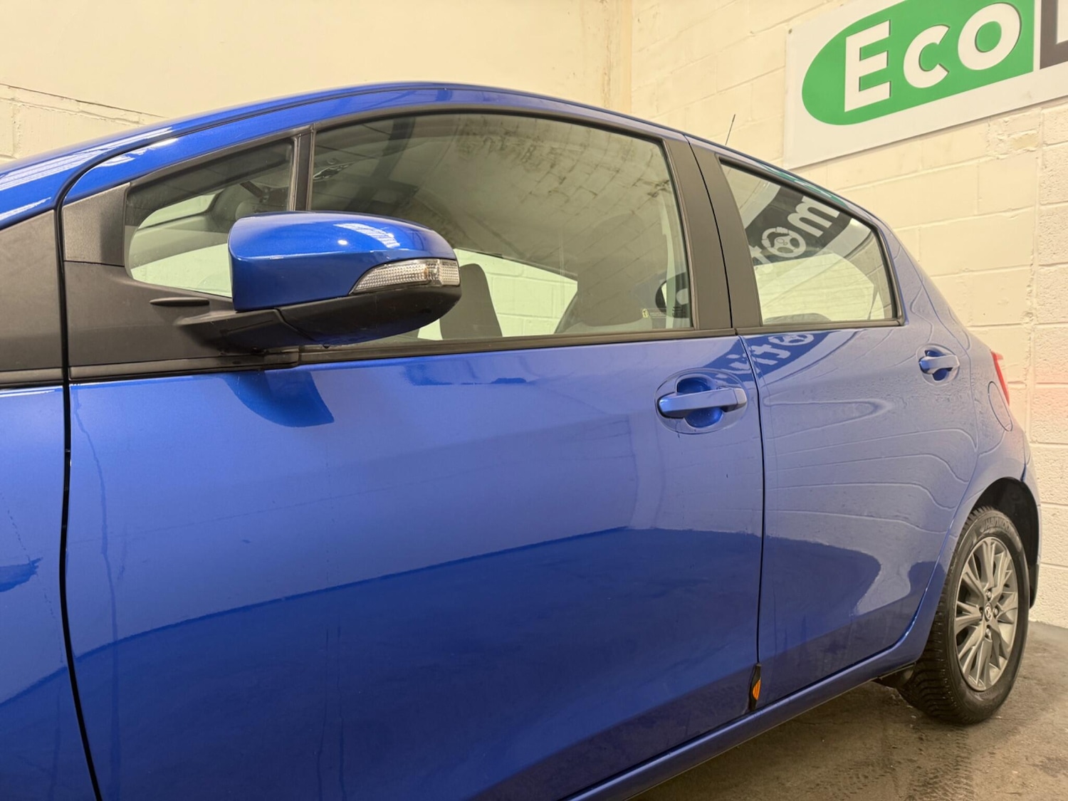 Used Toyota Yaris 2017 for sale - 76657937: Photo 41