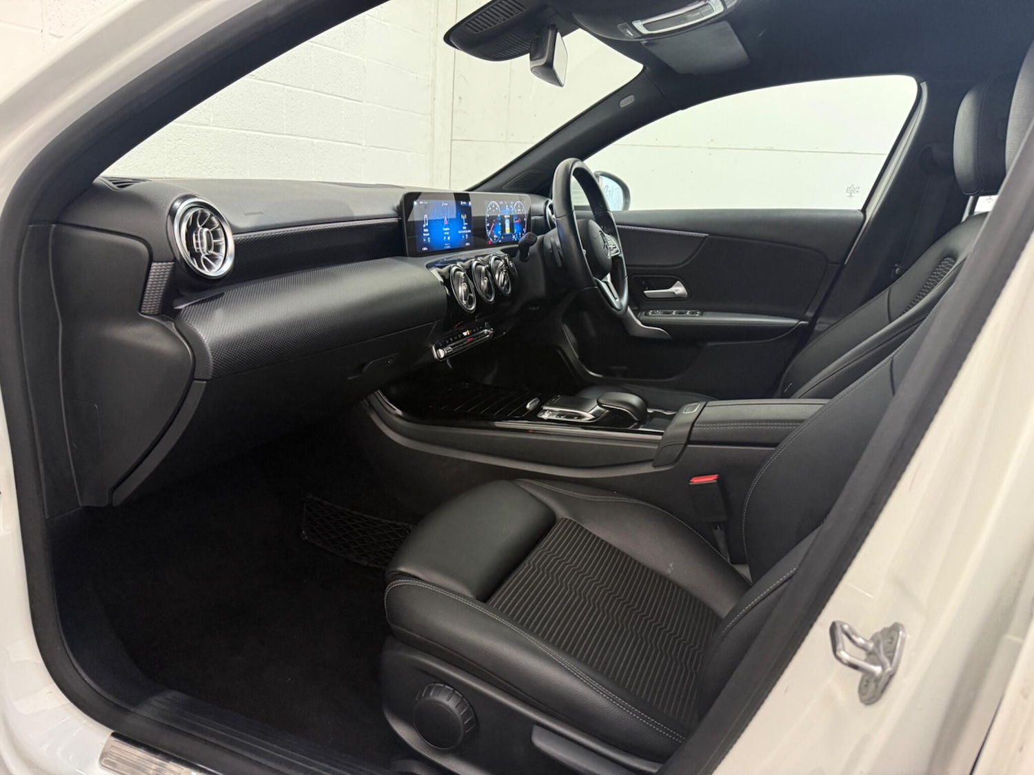 Used Mercedes-Benz A-Class 2018 for sale - 77331265: Photo 35