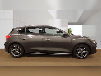 Used Ford Focus 2019 for sale - 78259902: Photo