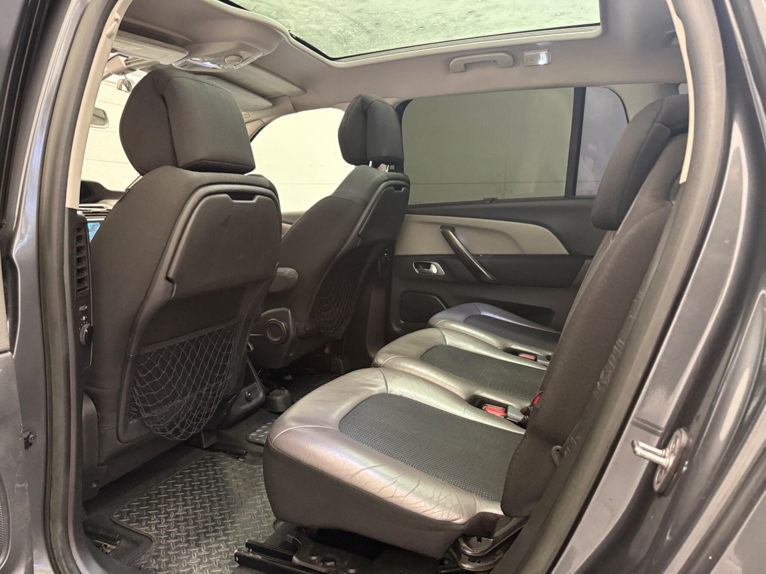 Used Citroen C4 Grand Picasso 2015 for sale - 77015945: Photo 24