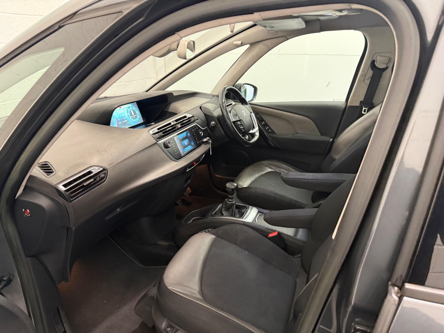 Used Citroen C4 Grand Picasso 2015 for sale - 77015945: Photo 38