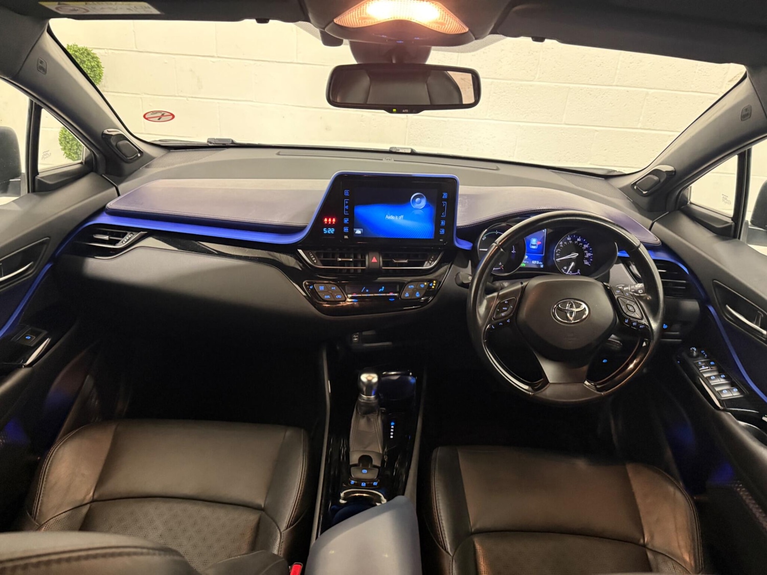 Used Toyota C-HR 2016 for sale - 76759404: Photo 11