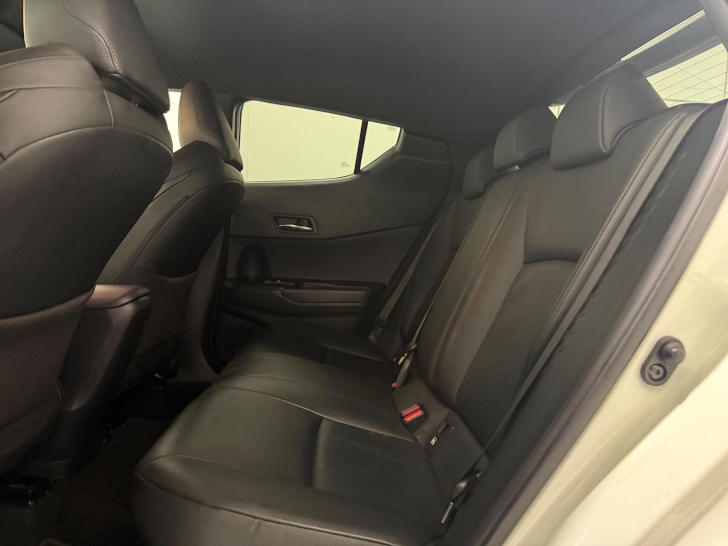 Used Toyota C-HR 2016 for sale - 76759404: Photo 21