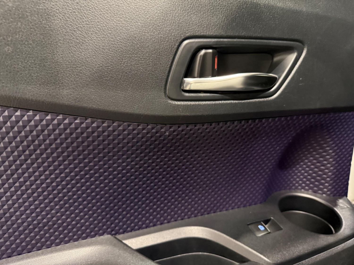 Used Toyota C-HR 2016 for sale - 76759404: Photo 47