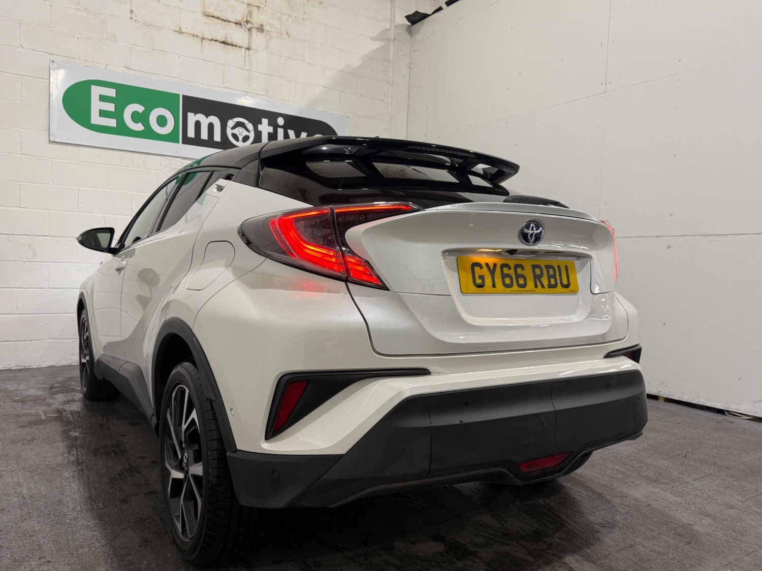 Used Toyota C-HR 2016 for sale - 76759404: Photo 5