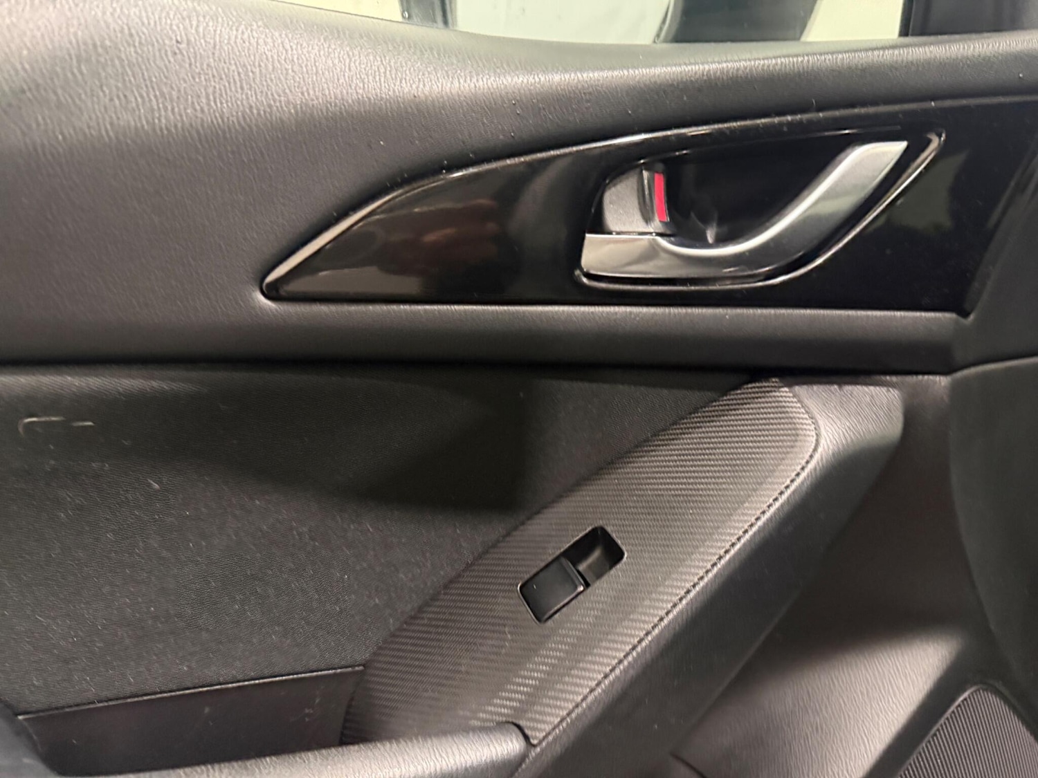 Used Mazda Mazda3 2014 for sale - 77101818: Photo 30