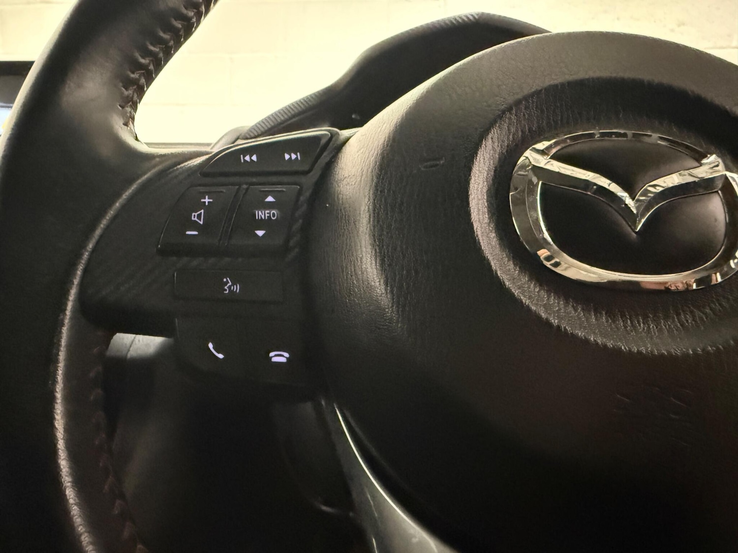 Used Mazda Mazda3 2014 for sale - 77101818: Photo 34