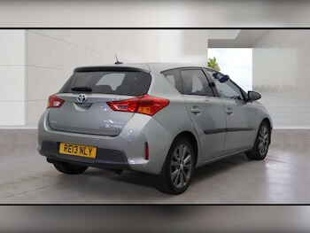 Used Toyota Auris 2013 for sale - 78793897: Photo