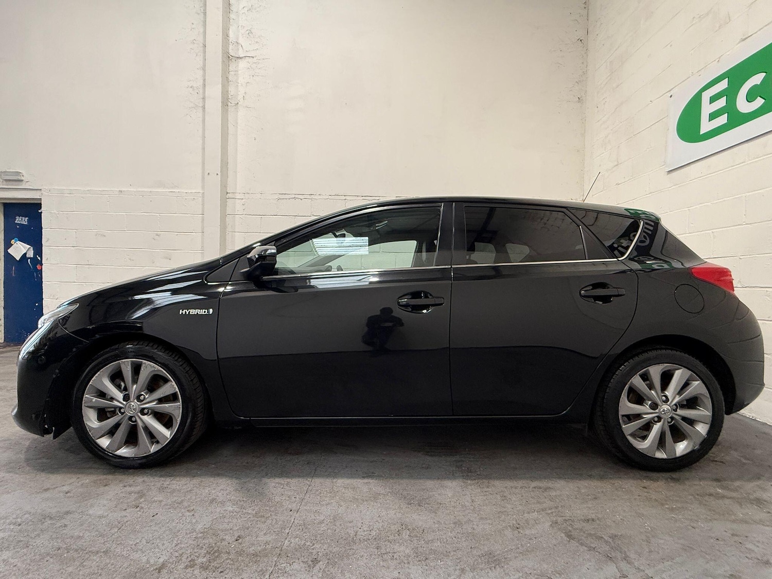 Used Toyota Auris 2013 for sale - 75532346: Photo 12