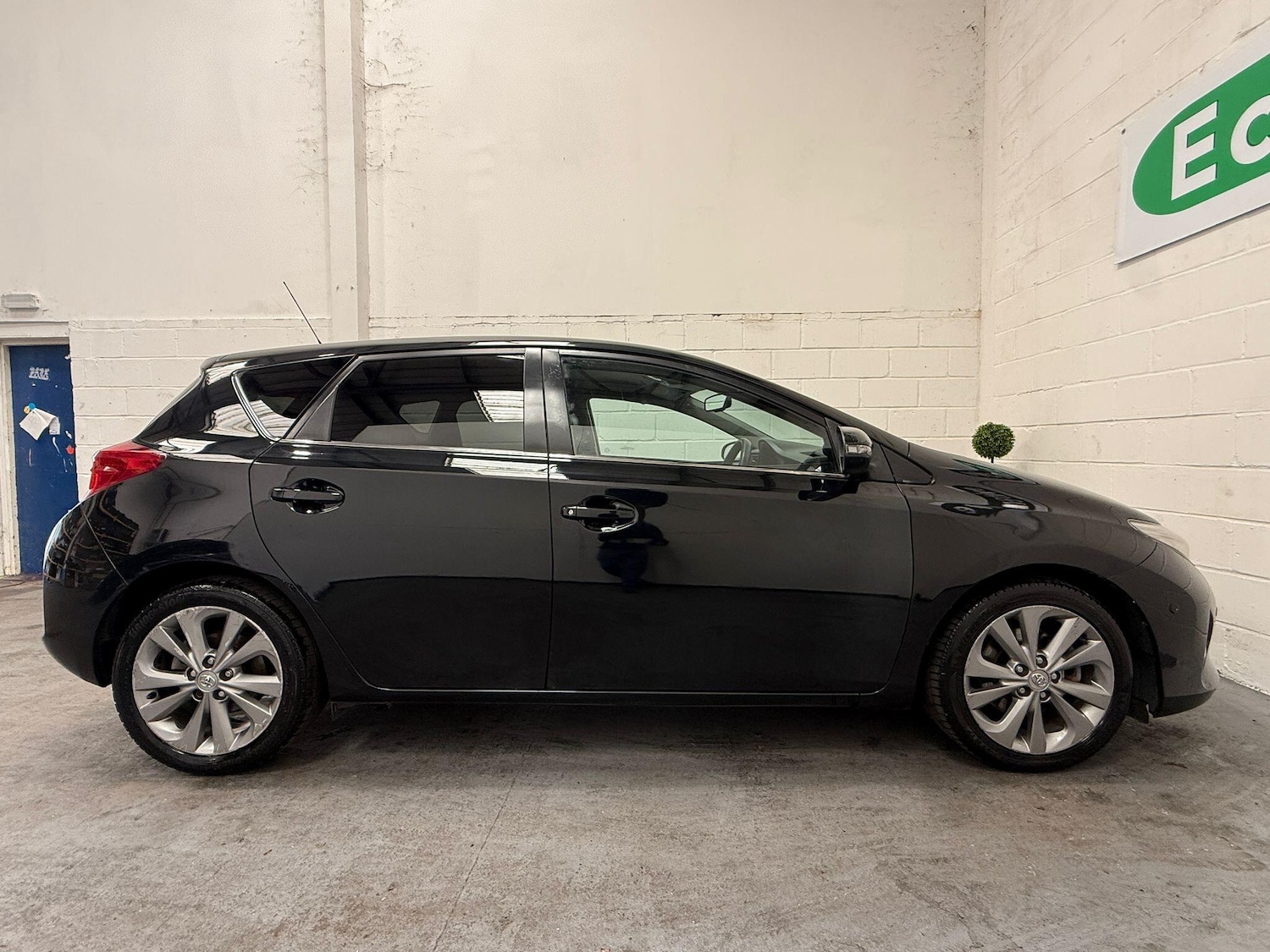 Used Toyota Auris 2013 for sale - 75532346: Photo 20