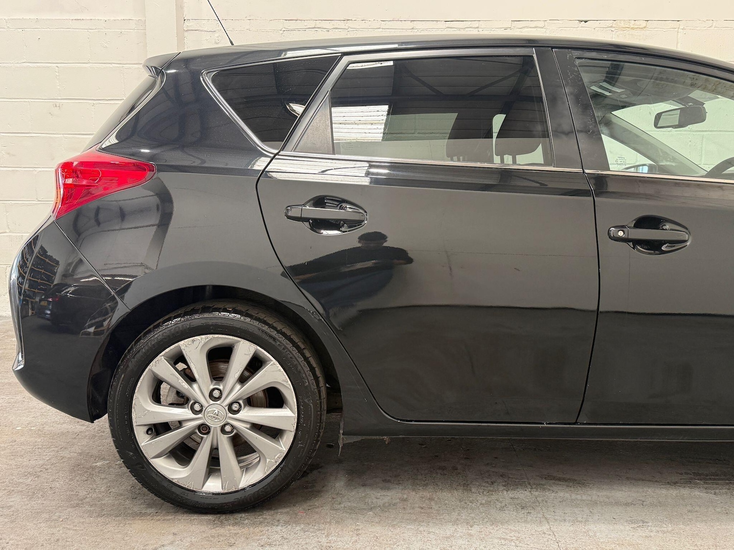 Used Toyota Auris 2013 for sale - 75532346: Photo 22