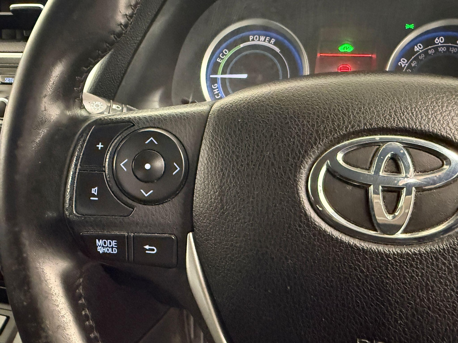 Used Toyota Auris 2013 for sale - 75532346: Photo 27