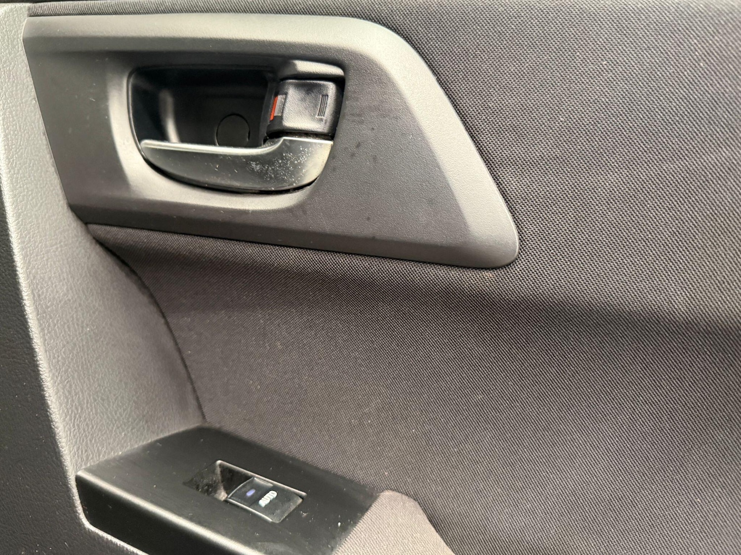 Used Toyota Auris 2013 for sale - 75532346: Photo 32