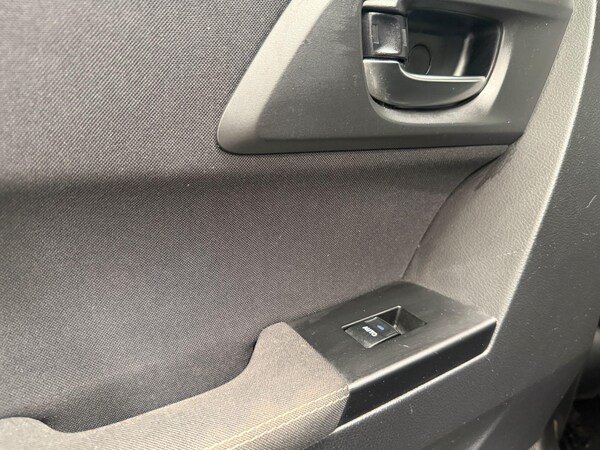 Used Toyota Auris 2013 for sale - 75532346: Photo 43