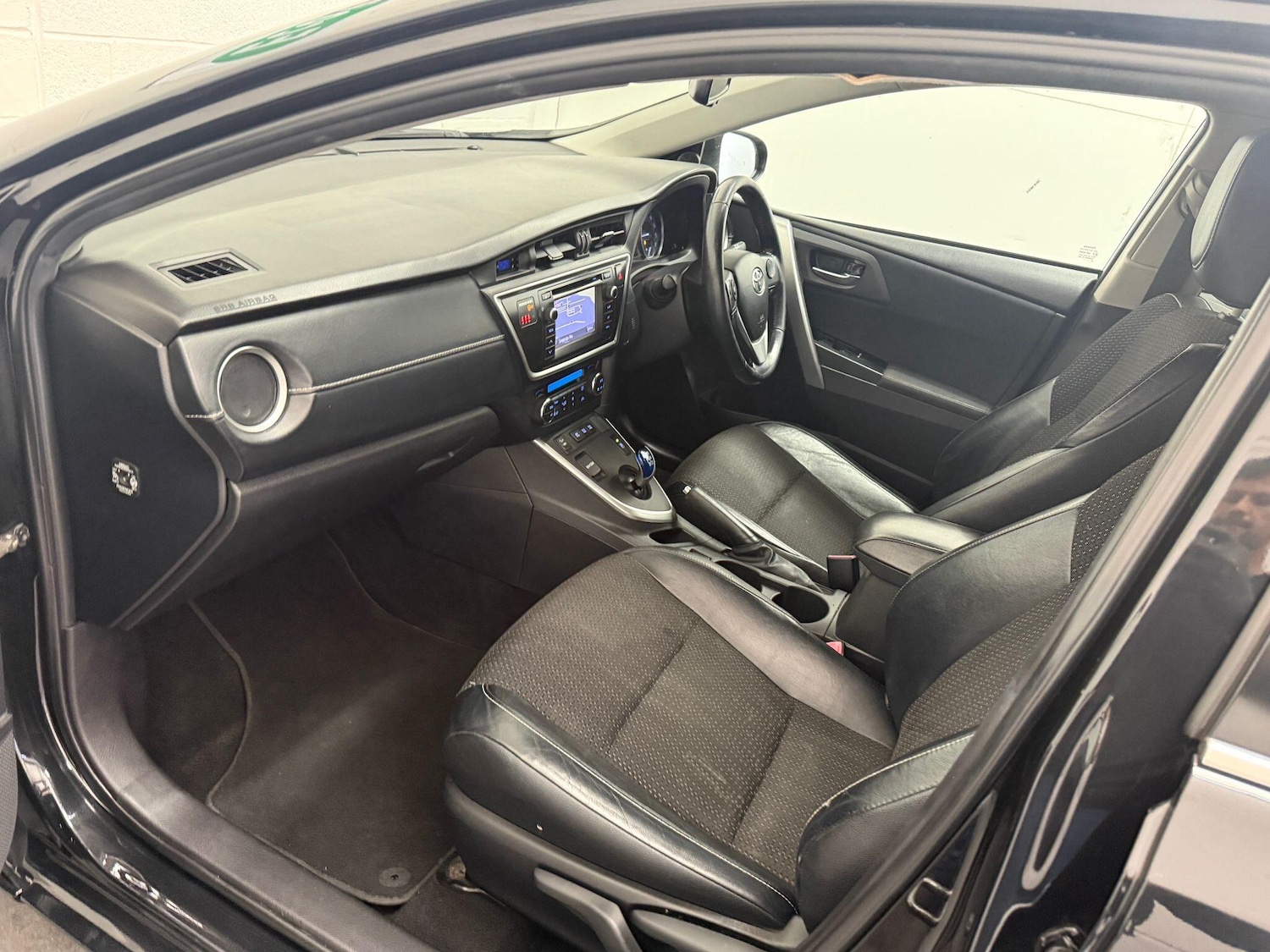 Used Toyota Auris 2013 for sale - 75532346: Photo 46