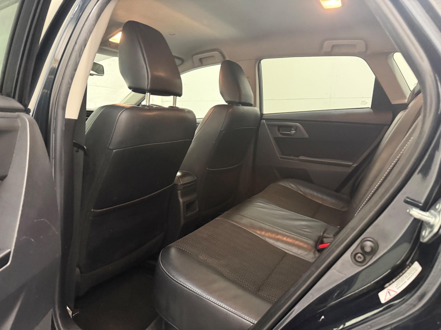 Used Toyota Auris 2013 for sale - 76802490: Photo 27