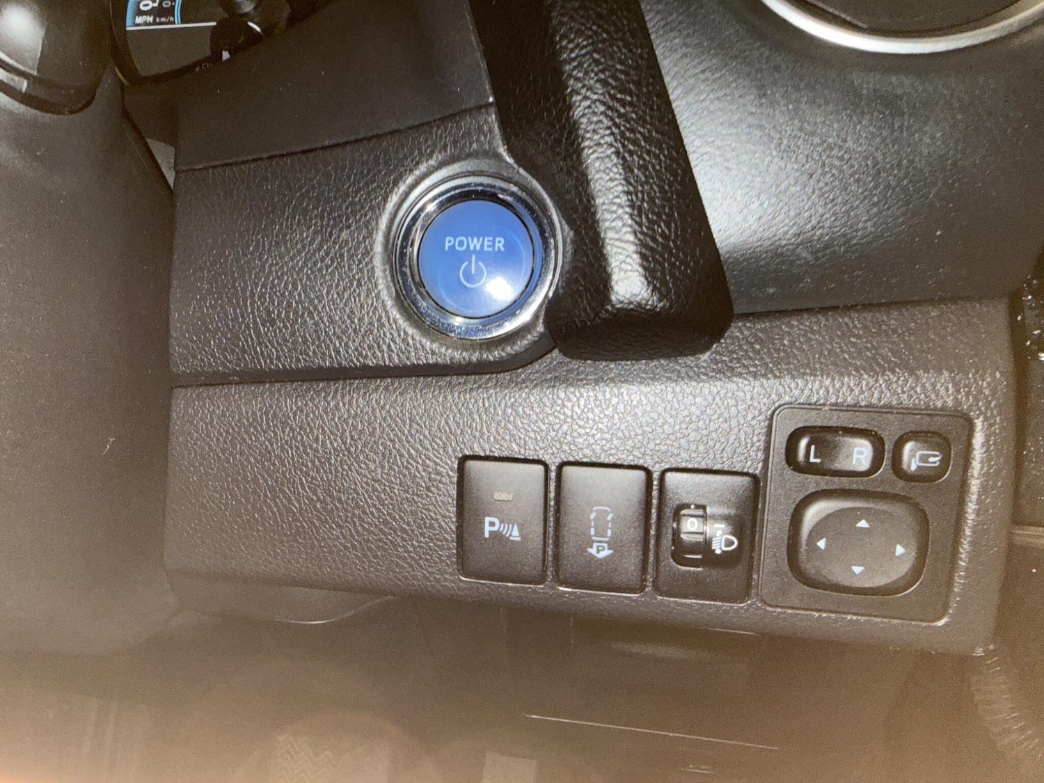 Used Toyota Auris 2013 for sale - 76802490: Photo 28