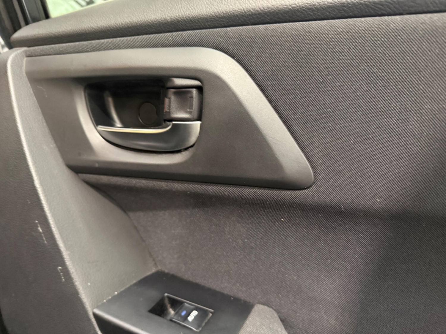 Used Toyota Auris 2013 for sale - 76802490: Photo 32