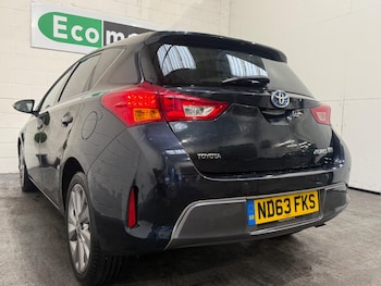 Used Toyota Auris 2013 for sale - 76802490: Photo