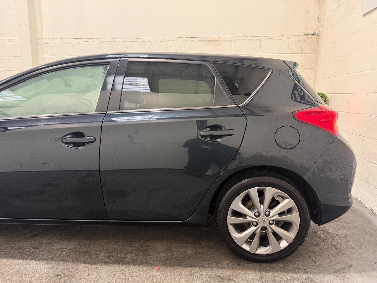 Used Toyota Auris 2013 for sale - 76802490: Photo 8