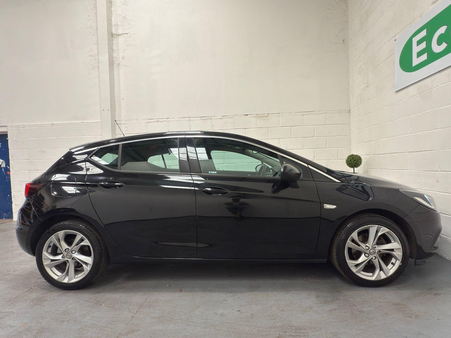 Used Vauxhall Astra 2018 for sale - 76094306: Photo 20