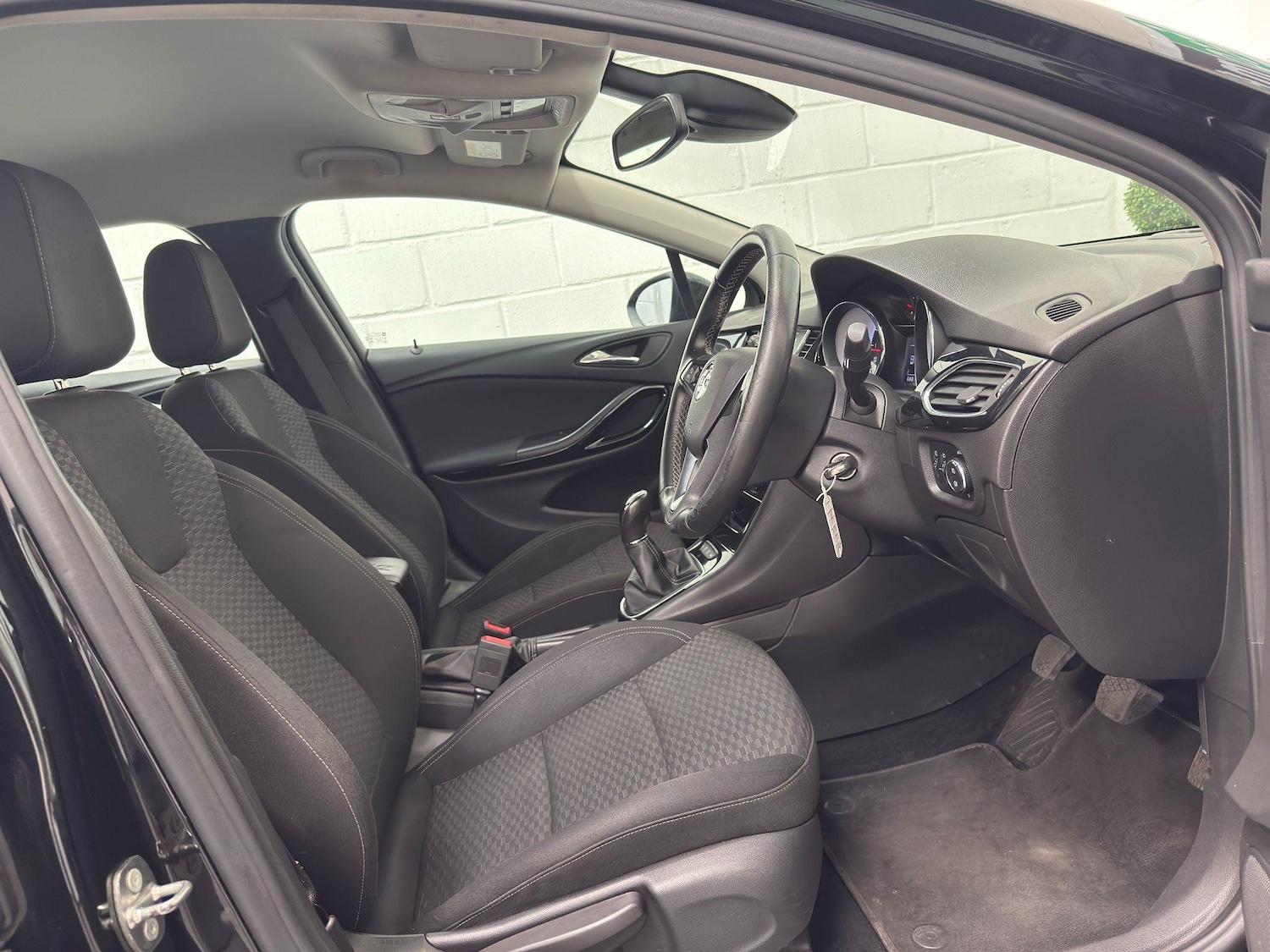 Used Vauxhall Astra 2018 for sale - 76094306: Photo 23