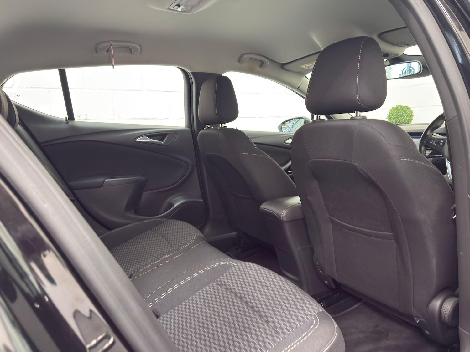 Used Vauxhall Astra 2018 for sale - 76094306: Photo 29
